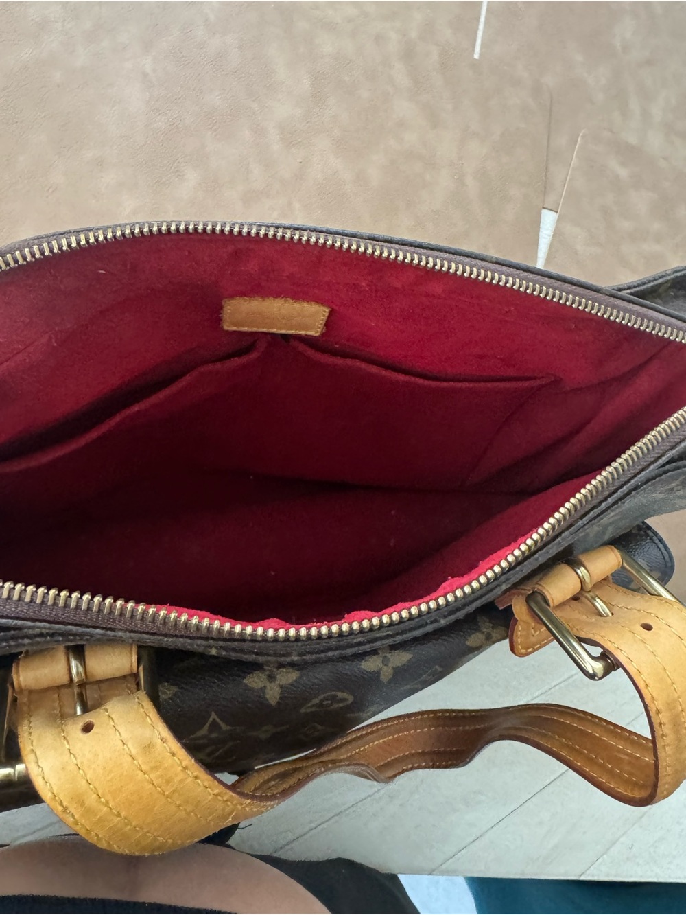 Louis Vuitton Monogram Messenger Bag in Brown with Tan Trim - Picture 5 of 5
